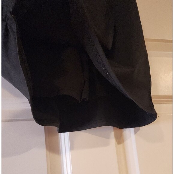 Stretchy black pull on mini skirt with shorts M - Picture 3 of 4